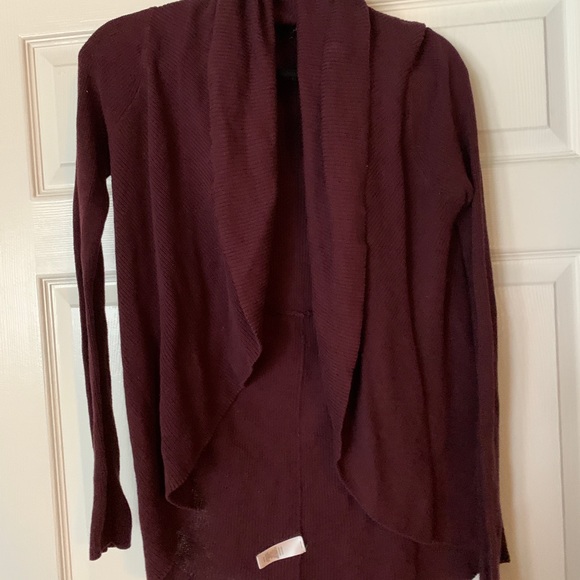 Express cardigans - Picture 2 of 2